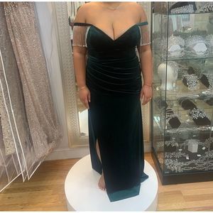 Green NoraCoutureNY Size 12 Ball gown dress